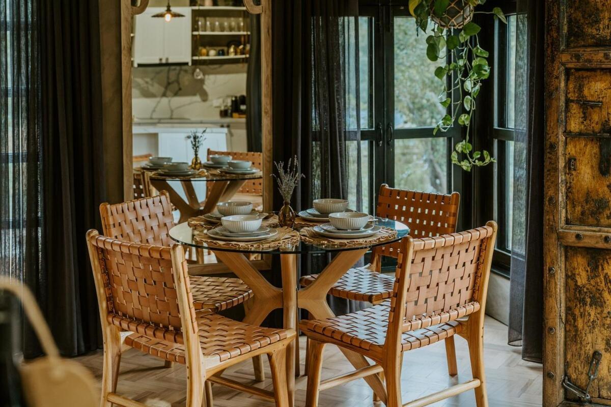 Vila The Temple - Country Farm Retreat Launching Place Exteriér fotografie