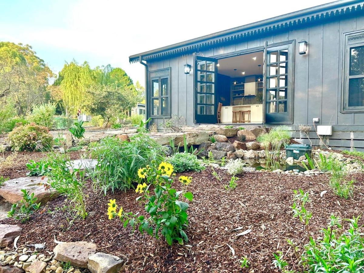 Vila The Temple - Country Farm Retreat Launching Place Exteriér fotografie